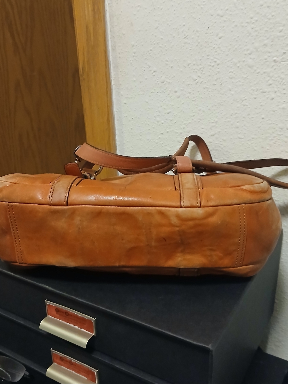 Authentic COACH Madison Sabrina Leather Satchel Handbag Tan J0893-12095 - Picture 6 of 7